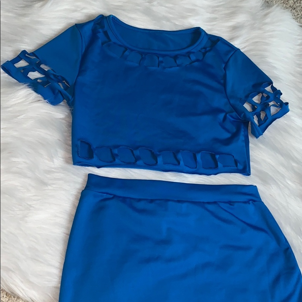 Sexy Two Piece Cropped Blue Skirt Set Size Medium